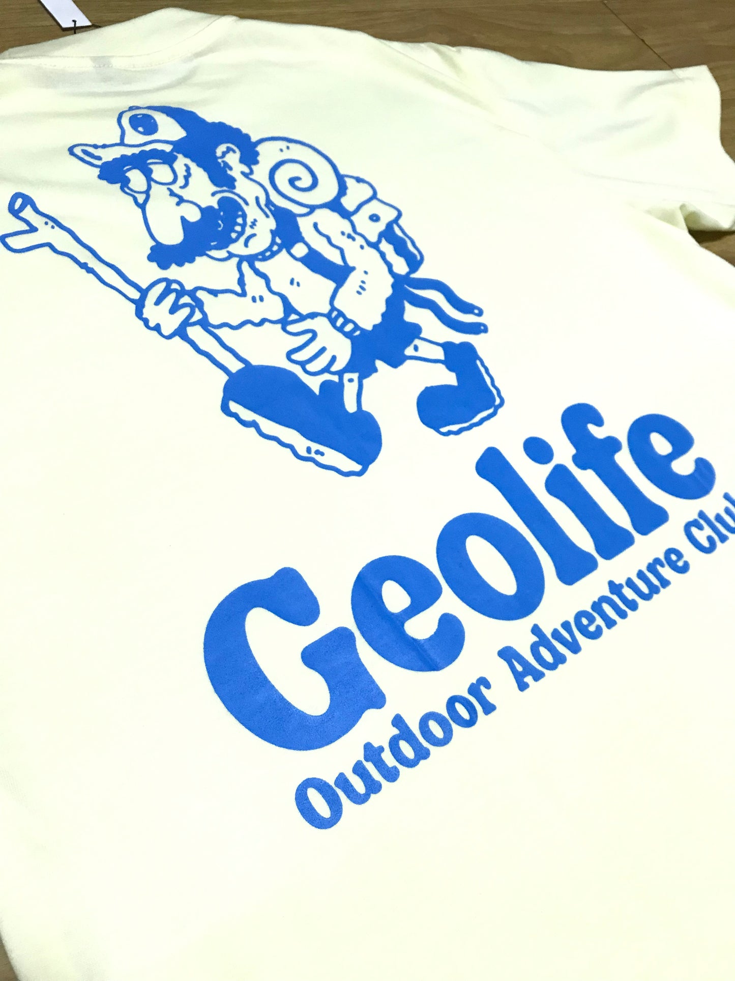 GEOLIFE CAMPER - CREAMTSHIRT