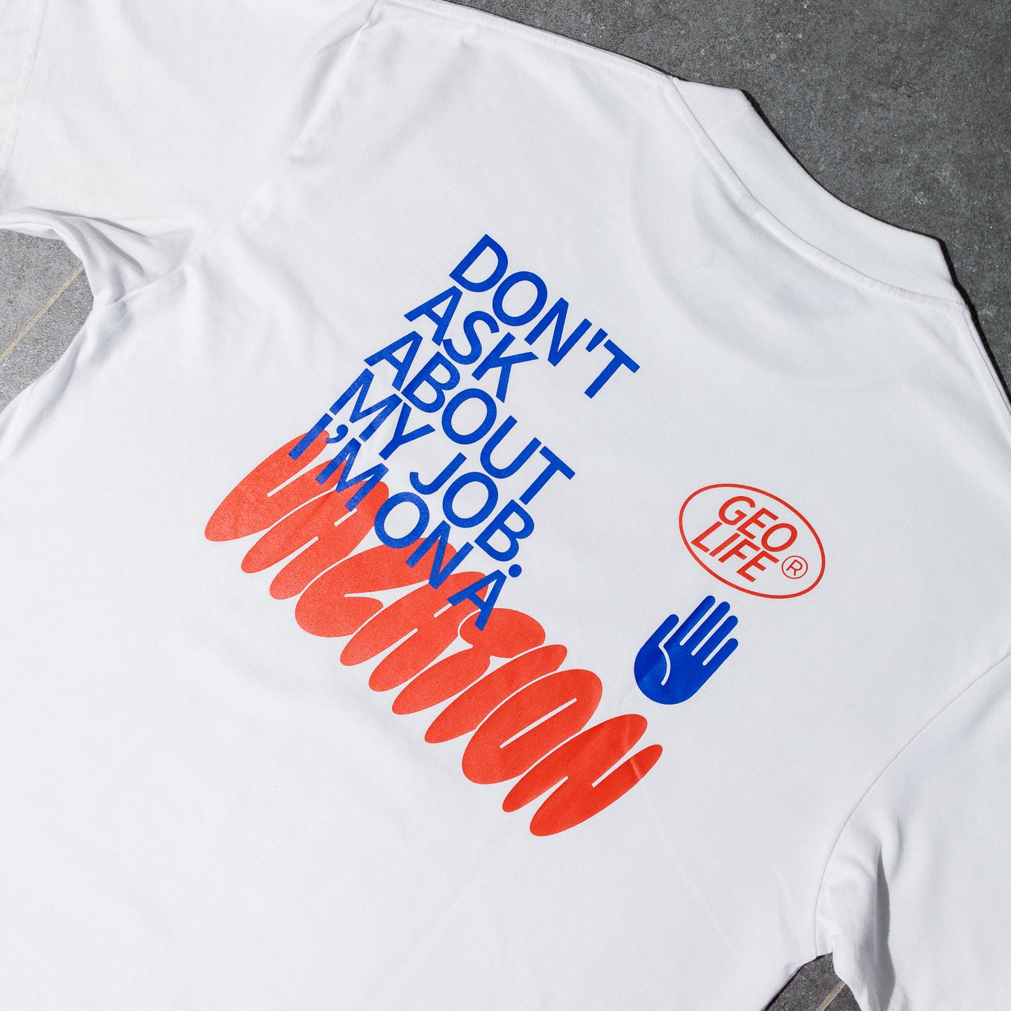 GEOLIFE ON VACAY - WHITE TSHIRT