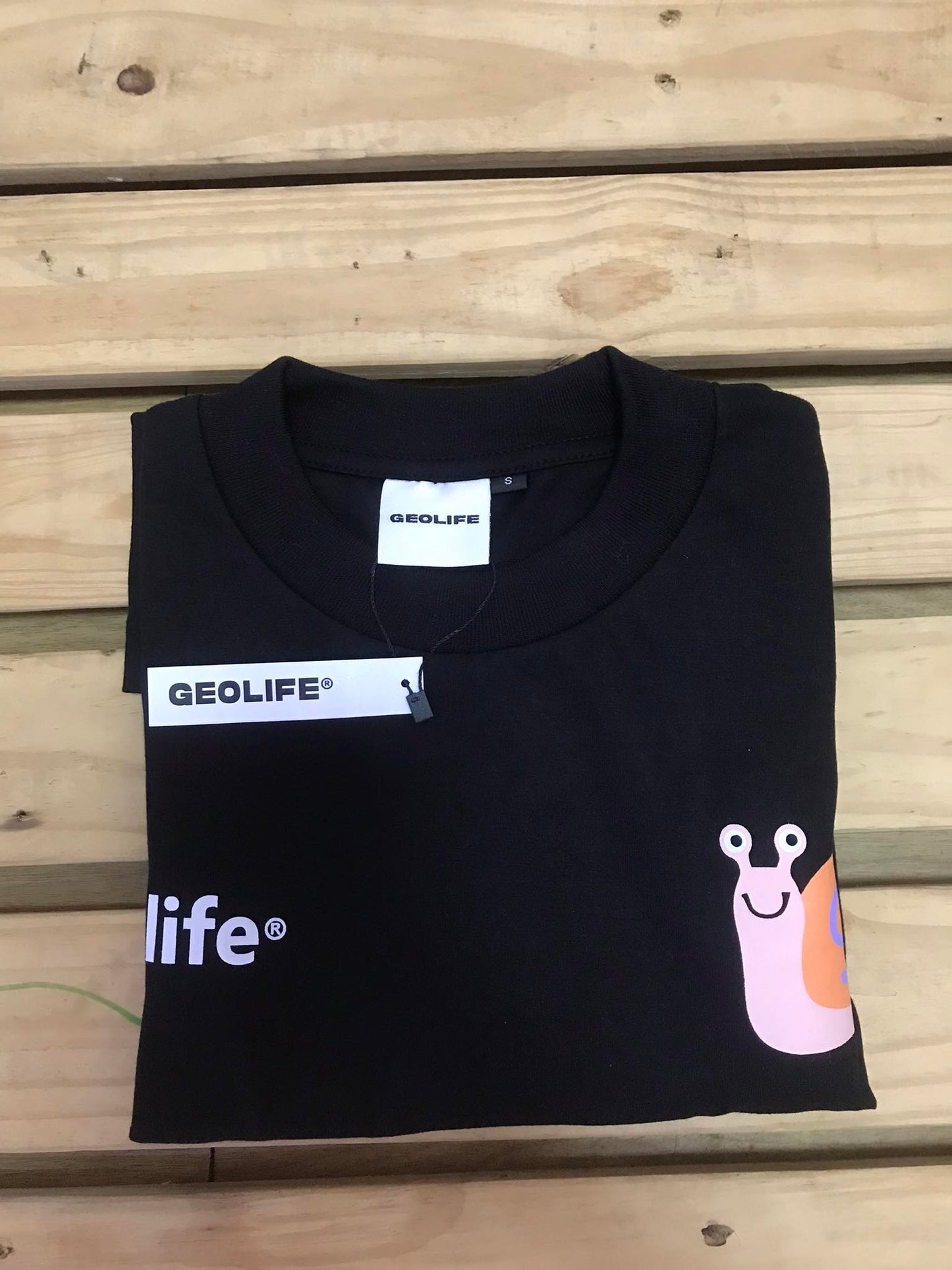 TAKE IT SLOW BLACK TSHIRT - GEOLIFE
