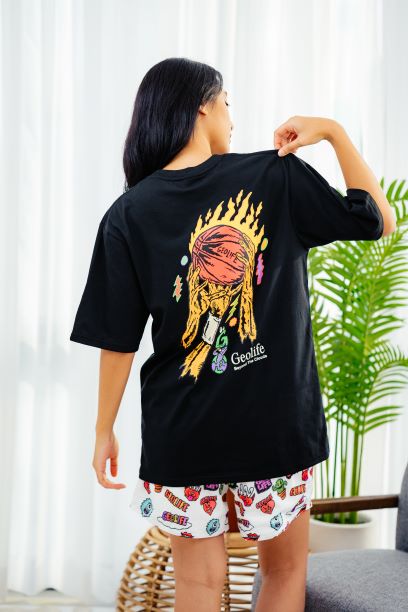 CLOUDS BLACK TSHIRT - GEOLIFE