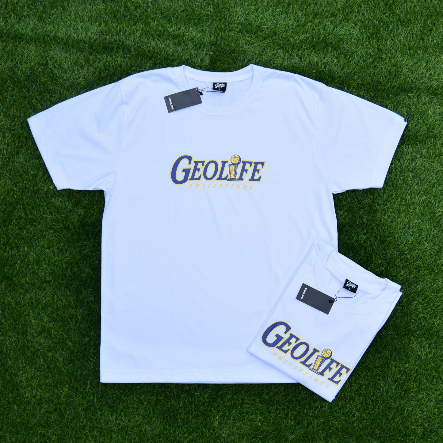 THROPY WHITE TSHIRT - GEOLIFE