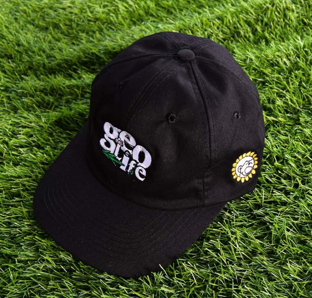 GEOLIFE EMBROIDERY CAP BLACK