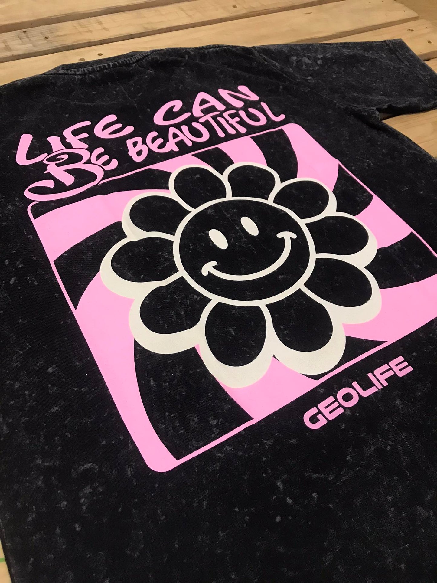 BEAUTIFUL ACID WASH BLACK TSHIRT - GEOLIFE